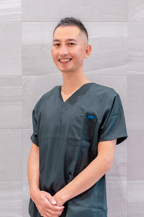 院長　牧野　弘